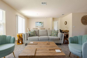 Beautiful New 4-BR Home Near all Major Attractions